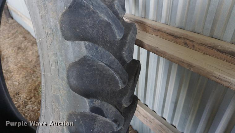 image for item EJ9372 Firestone 380/90R46 tires