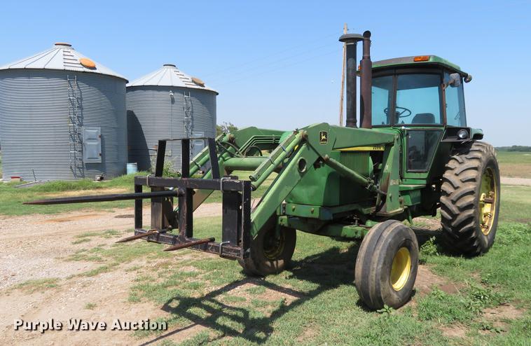 image for item EJ9709 1977 John Deere 4430 tractor