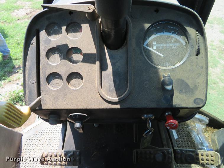 image for item EJ9709 1977 John Deere 4430 tractor