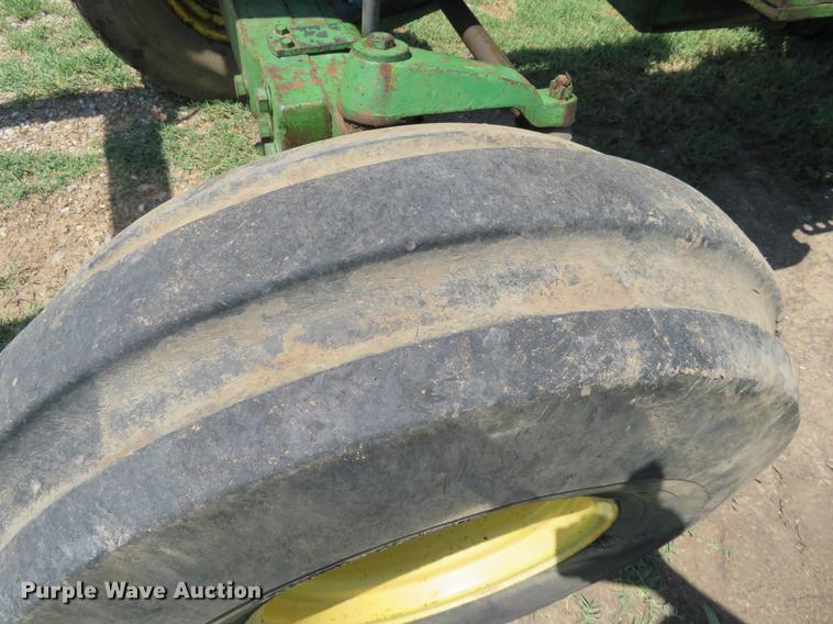 image for item EJ9709 1977 John Deere 4430 tractor