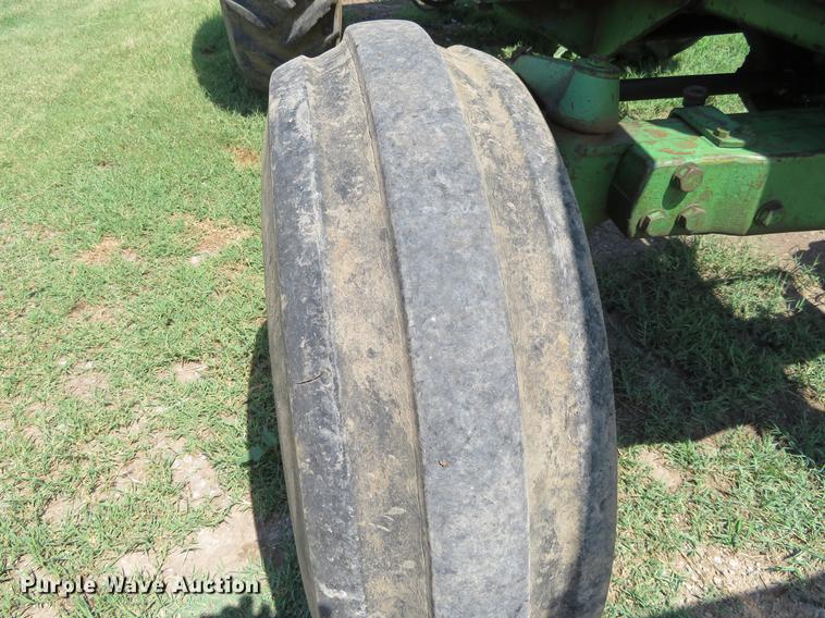 image for item EJ9709 1977 John Deere 4430 tractor