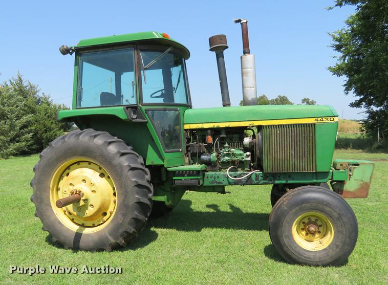 image for item EJ9710 1977 John Deere 4630 tractor