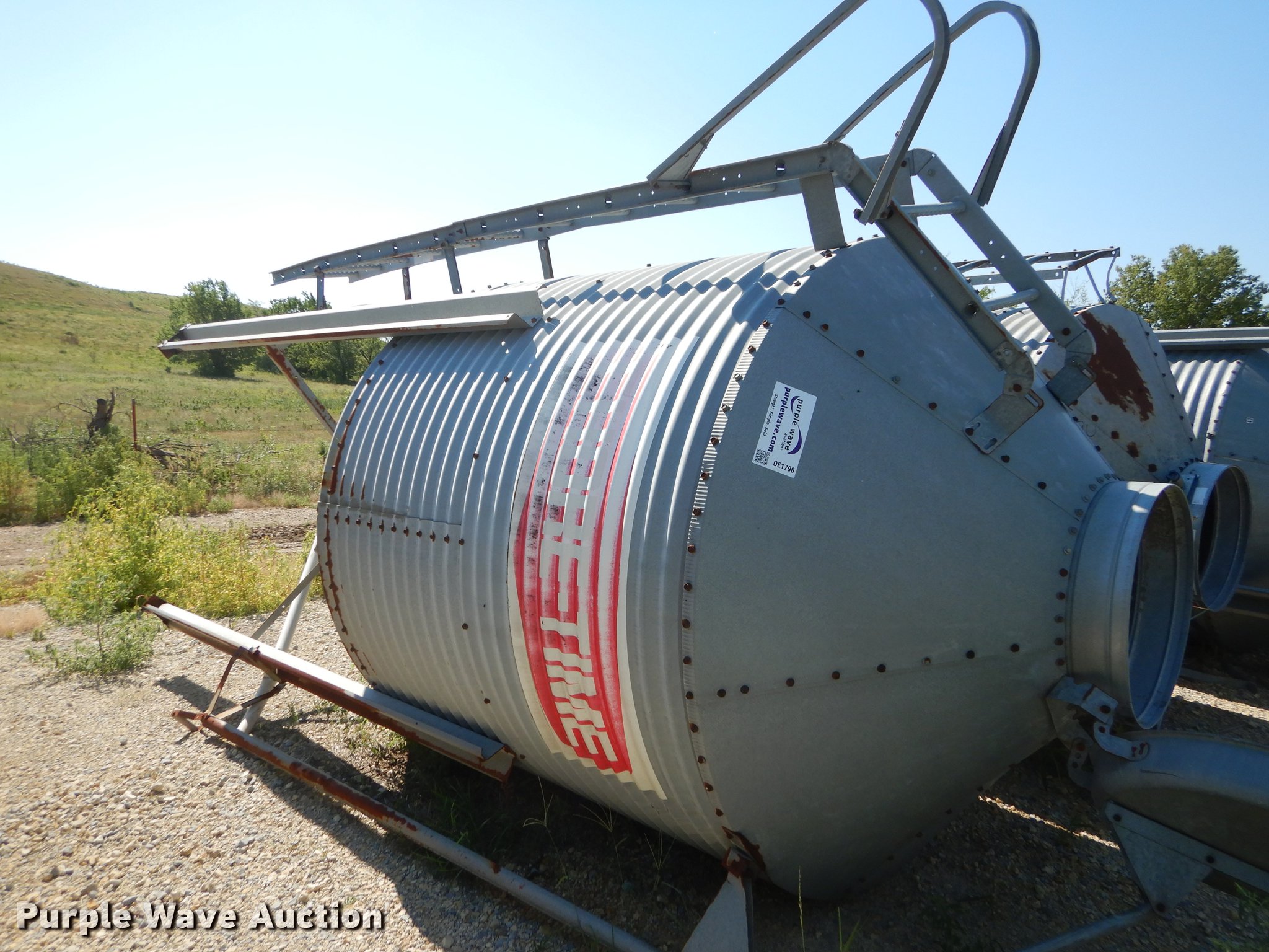 (2) Chore Time feed bins in Junction City, KS Item DE1790 sold