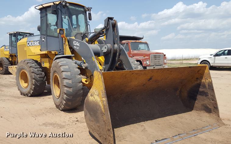 image for item DD1145 2010 John Deere 624K High Lift wheel loader