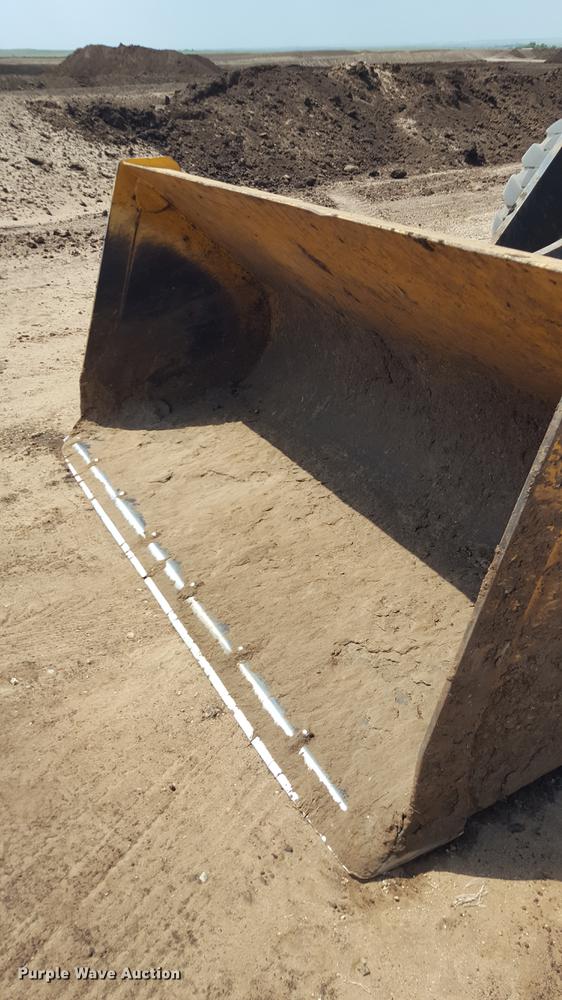 image for item DD1145 2010 John Deere 624K High Lift wheel loader