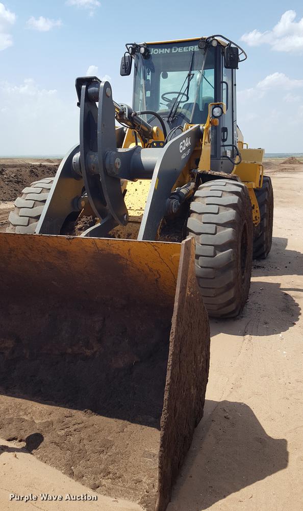 image for item DD1146 2010 John Deere 624K High Lift wheel loader