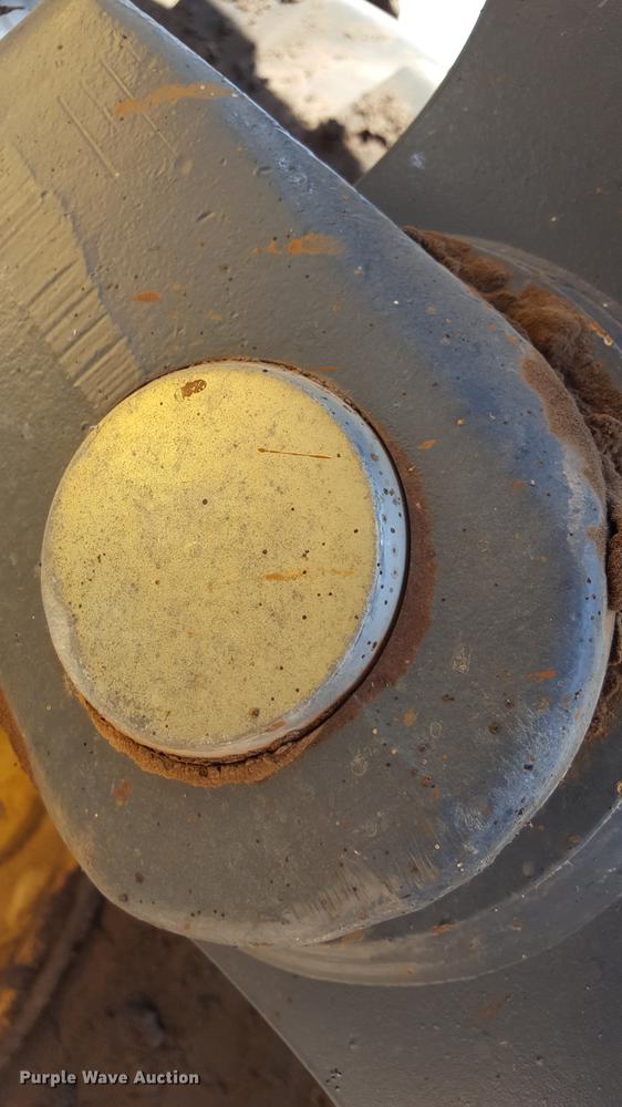 image for item DD1146 2010 John Deere 624K High Lift wheel loader