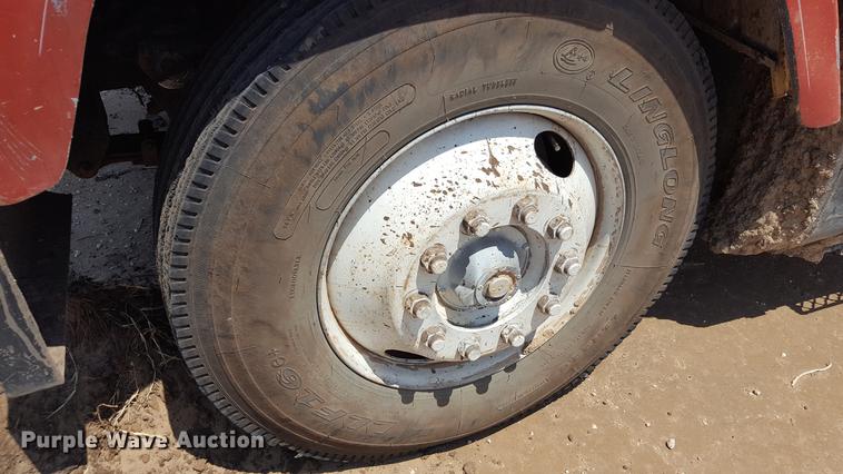 image for item DD1147 1986 International S2200 dump truck