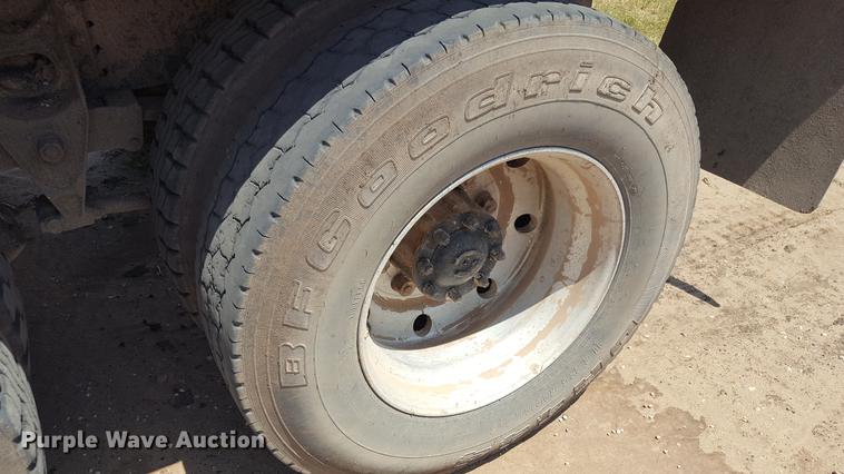 image for item DD1147 1986 International S2200 dump truck