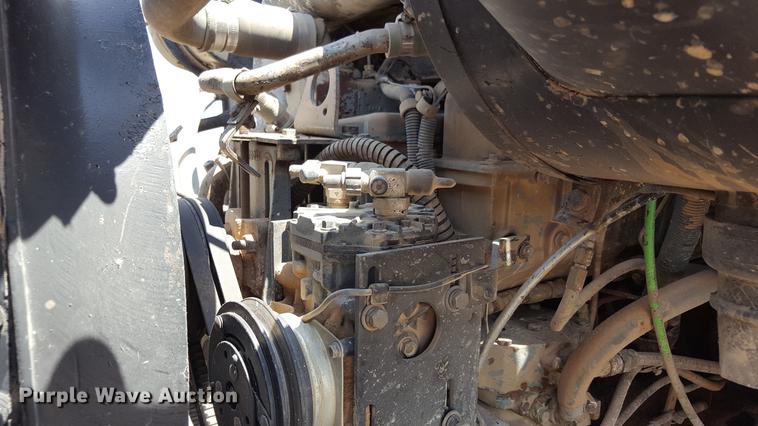 image for item DD1147 1986 International S2200 dump truck