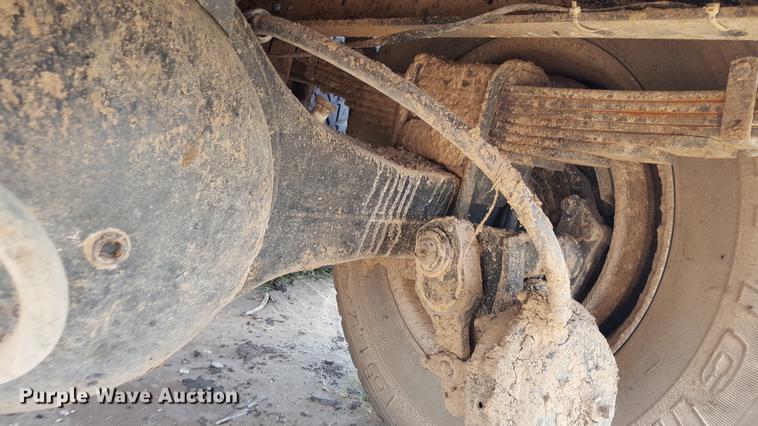 image for item DD1147 1986 International S2200 dump truck
