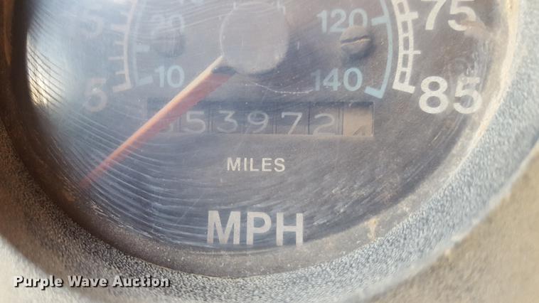 image for item DD1147 1986 International S2200 dump truck