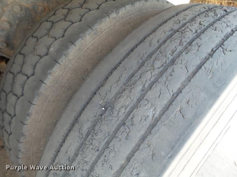 image for item DD1148 1987 International S1900 dump truck