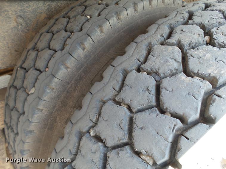 image for item DD1148 1987 International S1900 dump truck