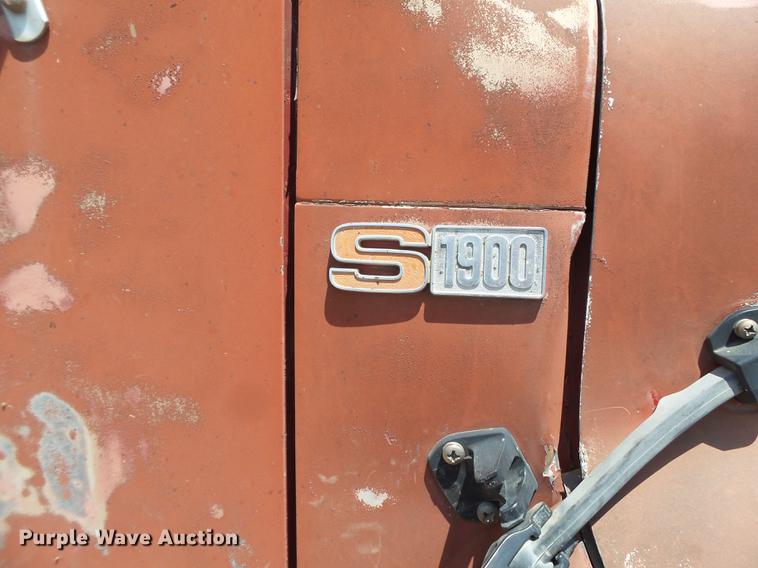 image for item DD1148 1987 International S1900 dump truck