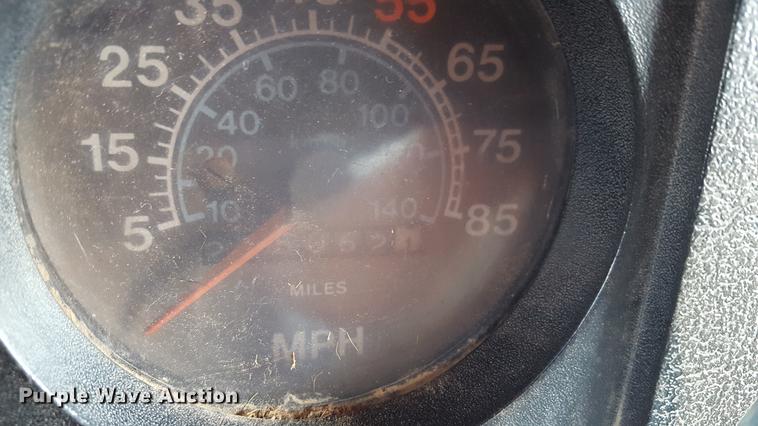 image for item DD1148 1987 International S1900 dump truck