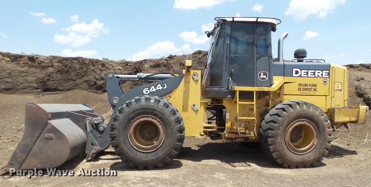 image for item DD1149 2006 John Deere 644J wheel loader