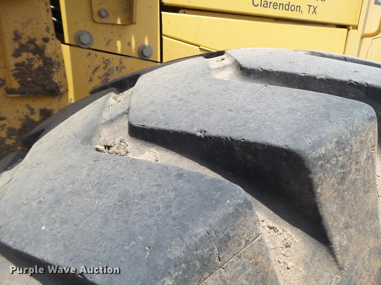 image for item DD1149 2006 John Deere 644J wheel loader