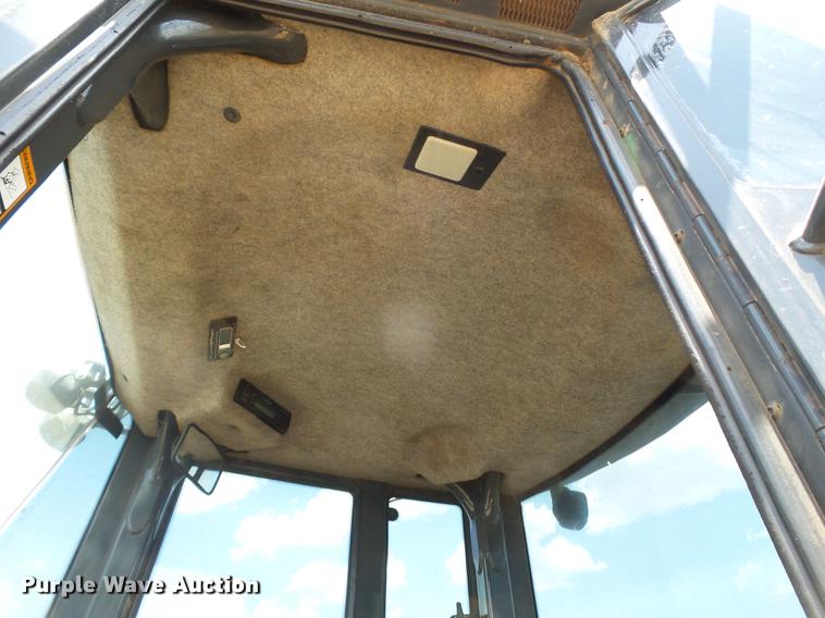 image for item DD1149 2006 John Deere 644J wheel loader