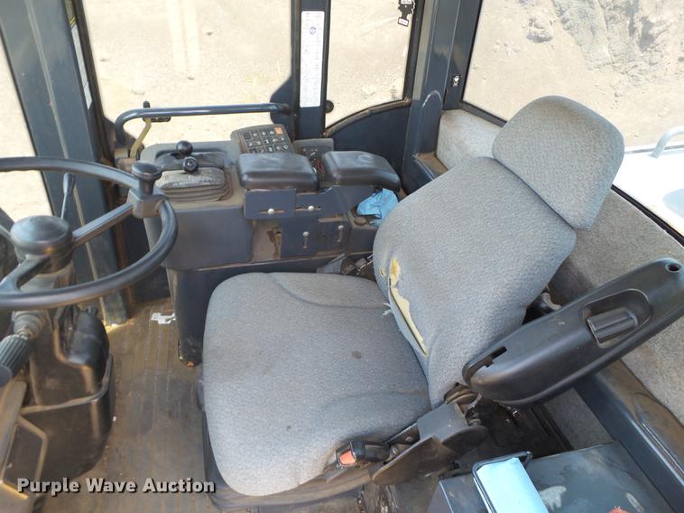 image for item DD1149 2006 John Deere 644J wheel loader