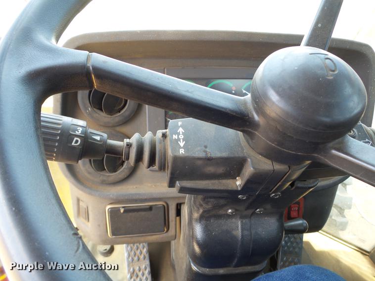 image for item DD1149 2006 John Deere 644J wheel loader