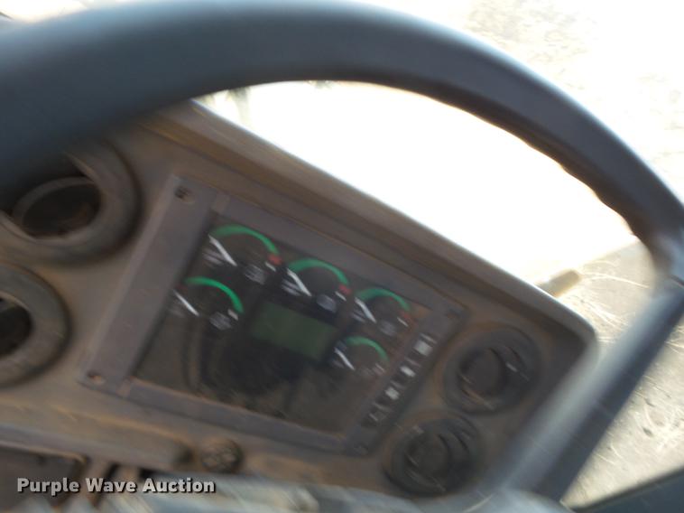 image for item DD1149 2006 John Deere 644J wheel loader