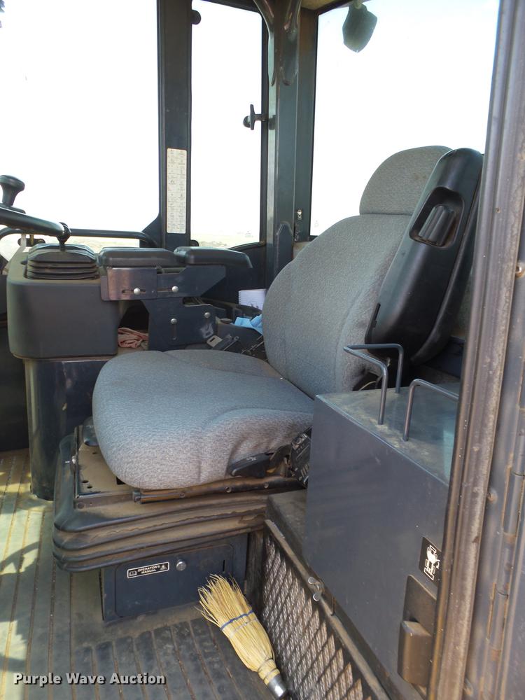 image for item DD1150 2008 John Deere 644J wheel loader