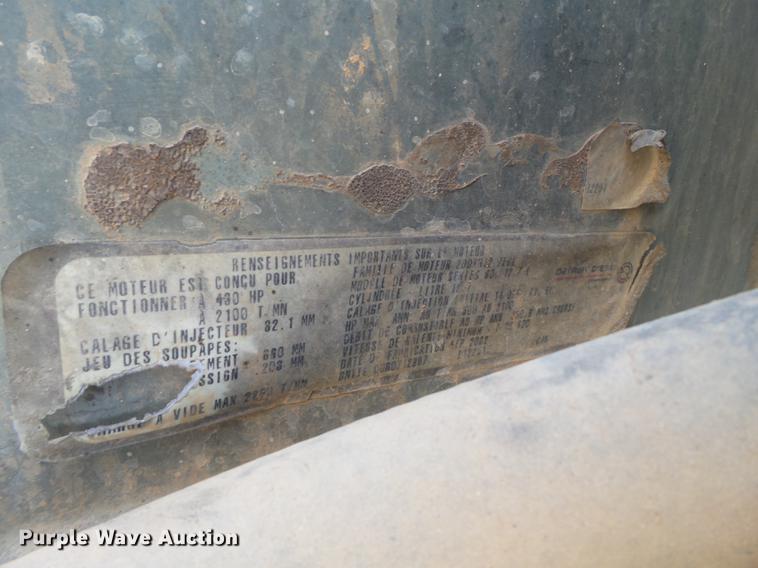 image for item DD1151 2003 Freightliner Columbia semi truck