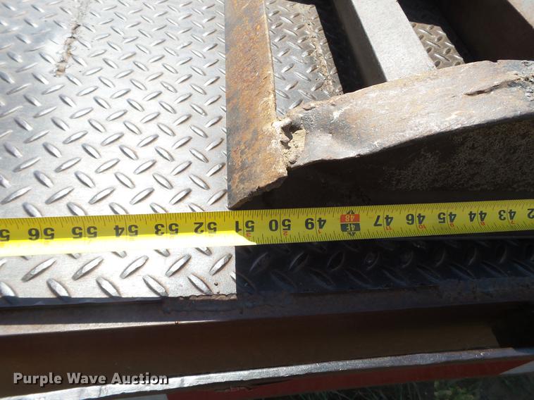 image for item DD1157 1990 Trail King drop deck equipment trailer