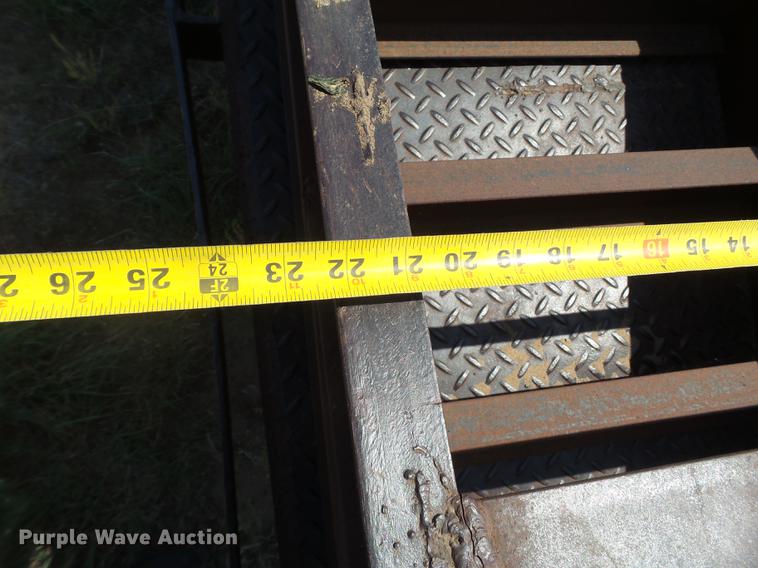 image for item DD1157 1990 Trail King drop deck equipment trailer