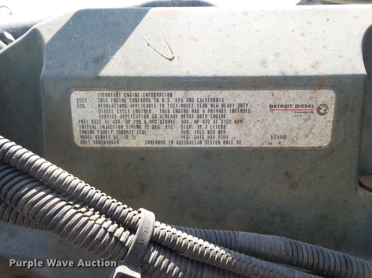 image for item DD1158 2002 Freightliner FLD semi truck