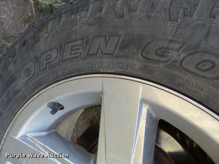 image for item DD1161 2013 Dodge Ram 1500 Quad Cab pickup truck