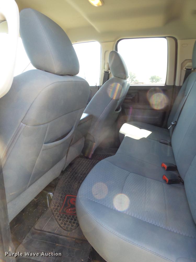 image for item DD1161 2013 Dodge Ram 1500 Quad Cab pickup truck