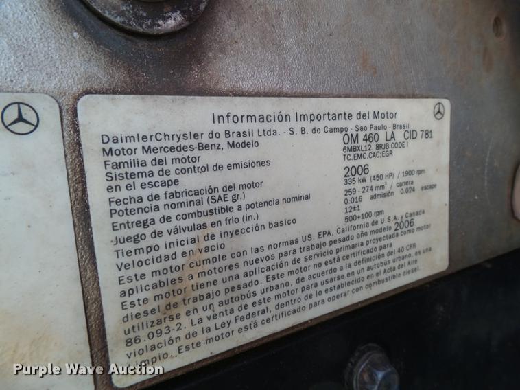 image for item DD1162 2007 Freightliner Columbia semi truck