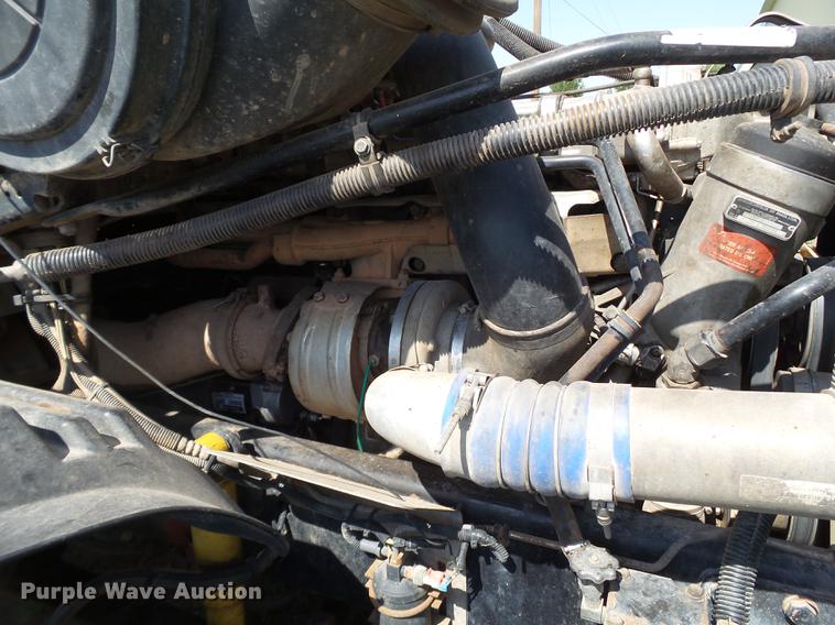 image for item DD1162 2007 Freightliner Columbia semi truck