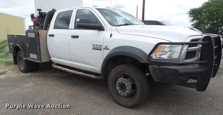 image for item DD1164 2014 Dodge Ram 5500 Crew Cab flatbed truck