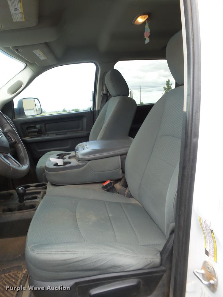 image for item DD1164 2014 Dodge Ram 5500 Crew Cab flatbed truck