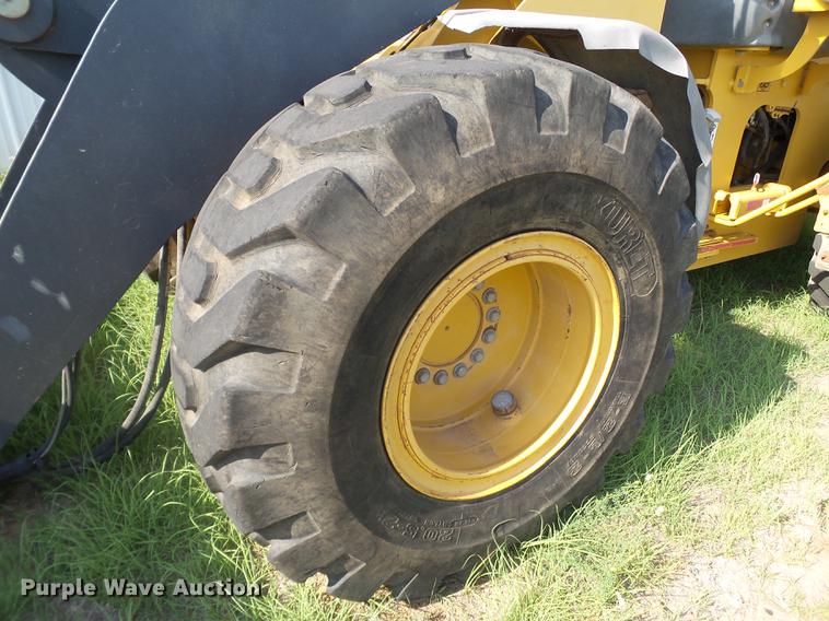 image for item DD1168 2007 John Deere 624J wheel loader