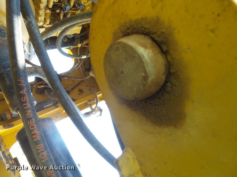 image for item DD1168 2007 John Deere 624J wheel loader