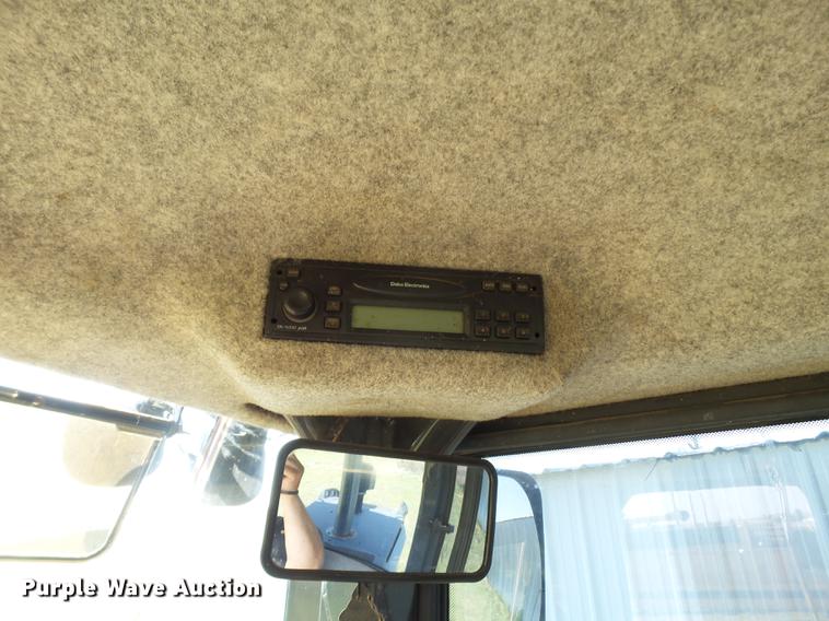 image for item DD1168 2007 John Deere 624J wheel loader