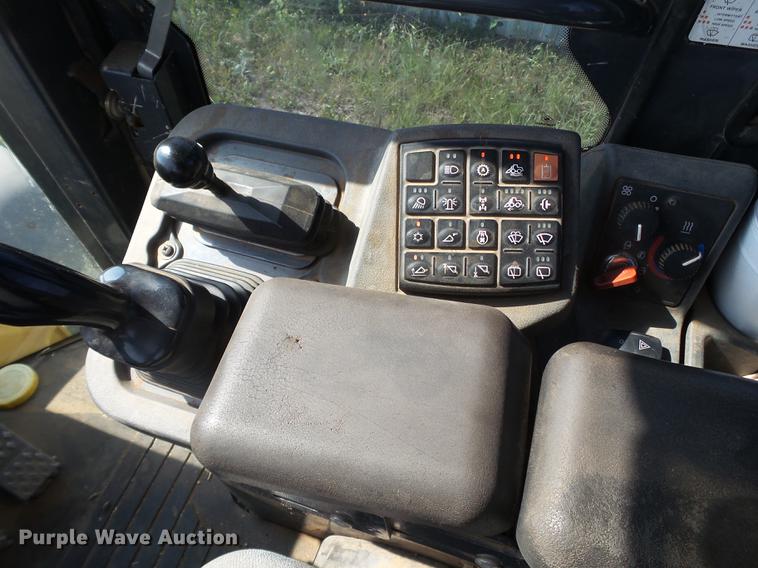 image for item DD1168 2007 John Deere 624J wheel loader