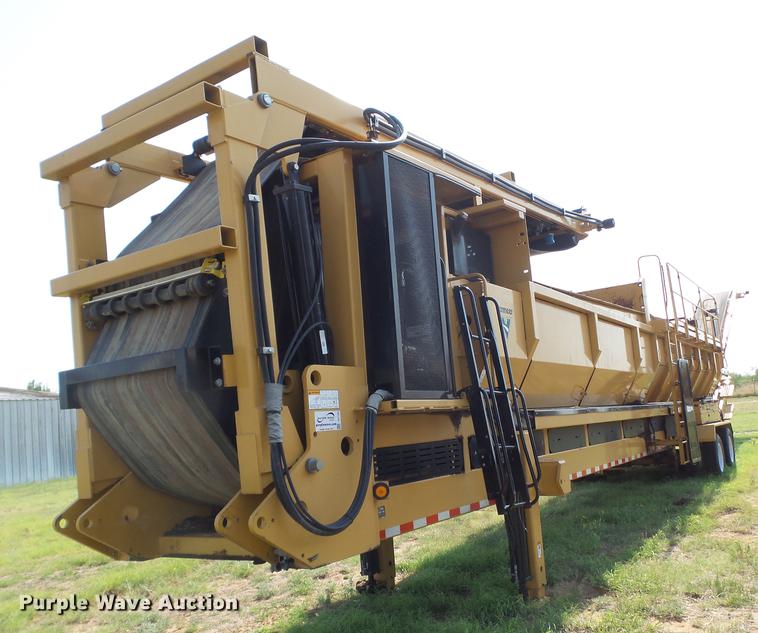 image for item DD1169 2011 Vermeer Wildcat TR521 trommel screen