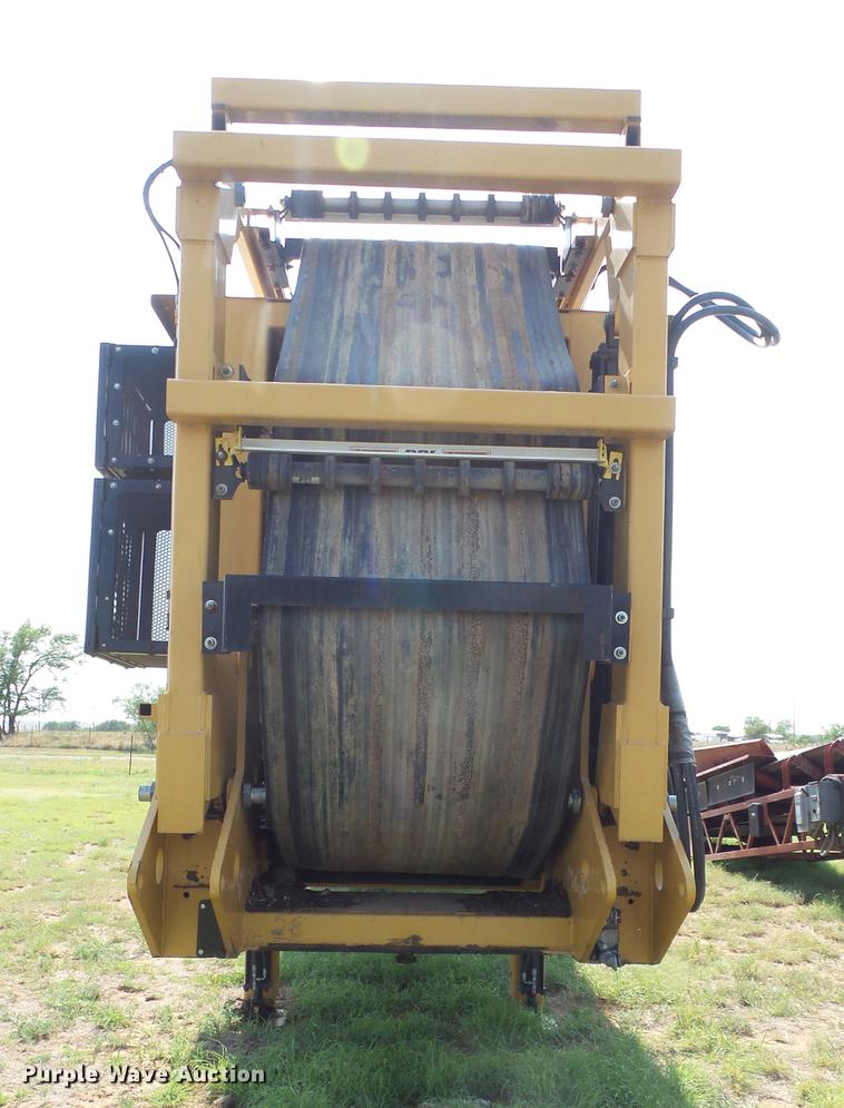 image for item DD1169 2011 Vermeer Wildcat TR521 trommel screen