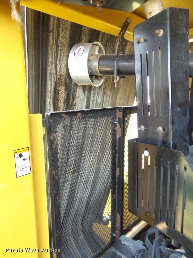 image for item DD1169 2011 Vermeer Wildcat TR521 trommel screen