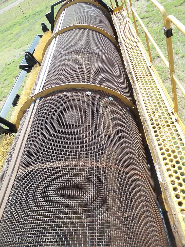 image for item DD1169 2011 Vermeer Wildcat TR521 trommel screen