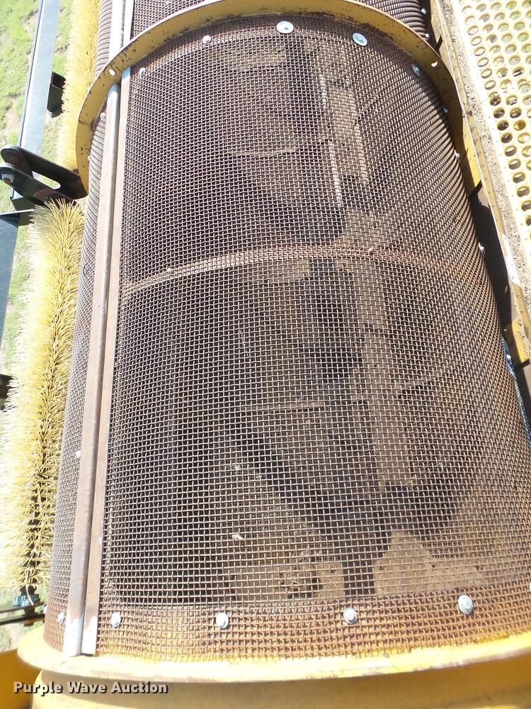 image for item DD1169 2011 Vermeer Wildcat TR521 trommel screen