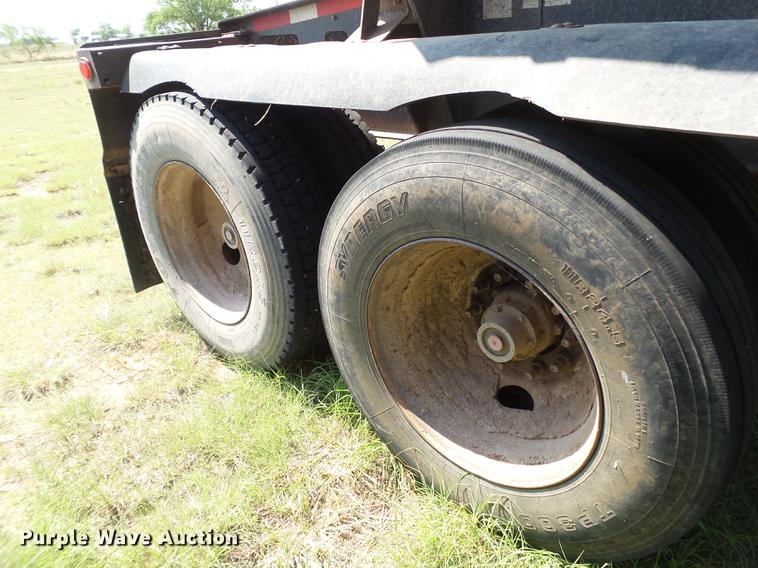 image for item DD1174 1998 Circle R side dump trailer