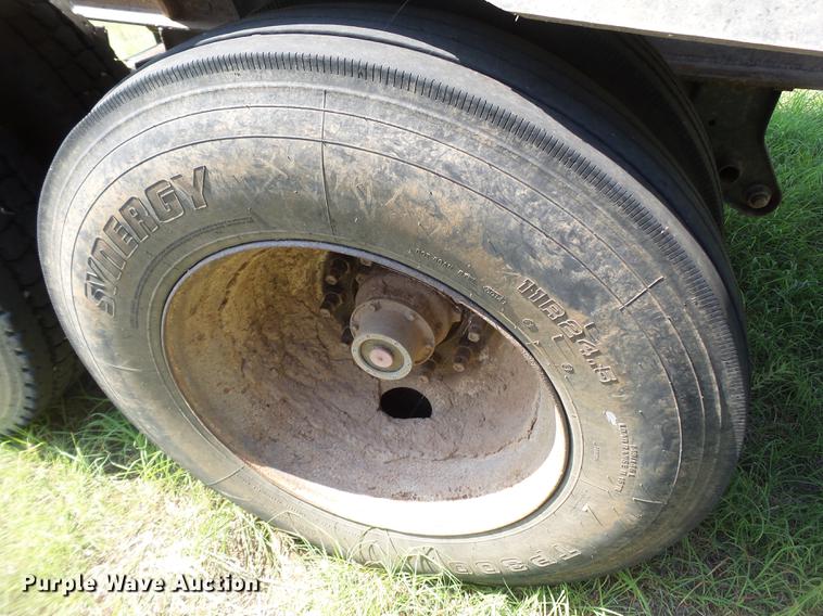 image for item DD1174 1998 Circle R side dump trailer