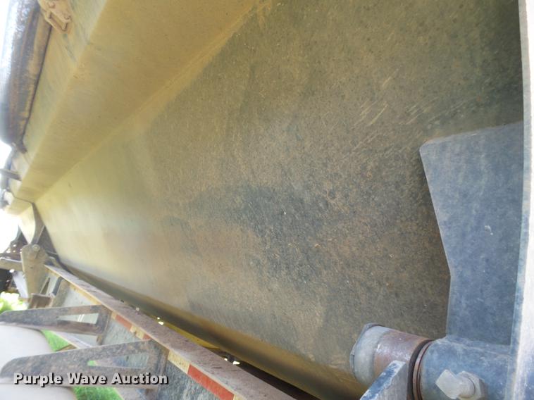 image for item DD1174 1998 Circle R side dump trailer