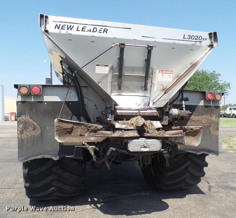 image for item DD1175 Case Tyler 4320 dry spreader applicator